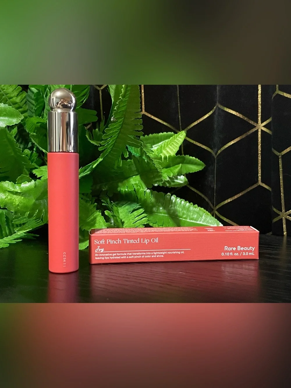 Rare Beauty Soft Pinch Tinted Lip Oil - Joy (Coral)